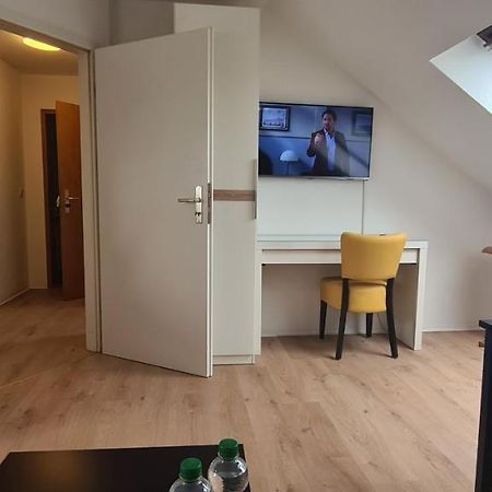 Ganze 2 Raum Ferienwohnung Rechts Baderitz Bagian luar foto